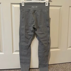 Alphalete pulse surge leggings grey woman’s large leggings